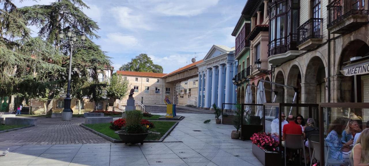 Divina 10 Daire Avilés Dış mekan fotoğraf